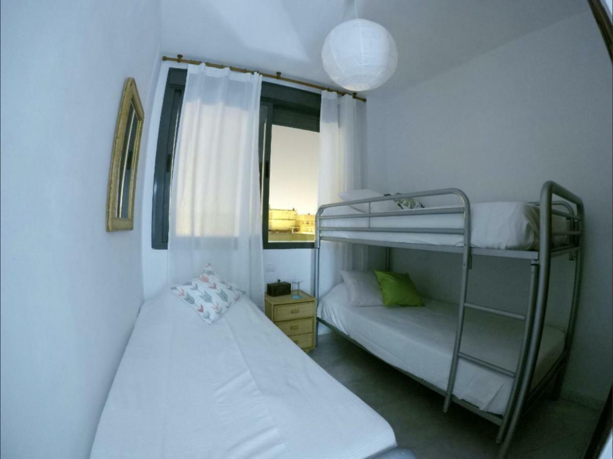 The Best Hostelito! Free Parking Siviglia Esterno foto